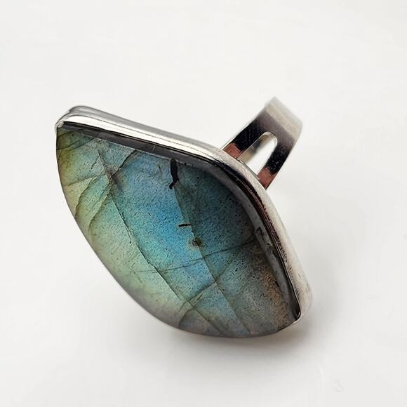 Genuine Labradorite Ring - Picture 3 of 9